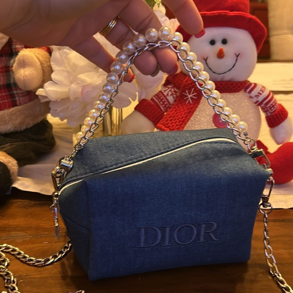 Dior   - Picture 4 of 10